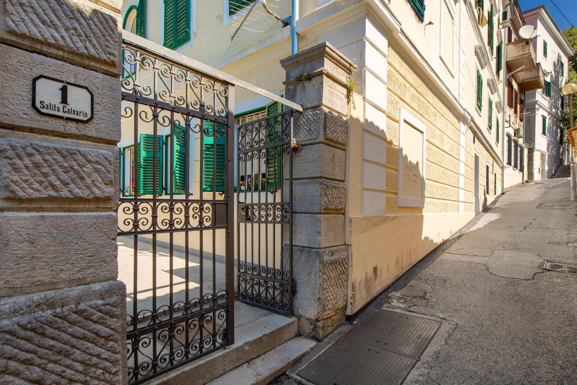 Apartment Salita Calvario Rijeka Luaran gambar